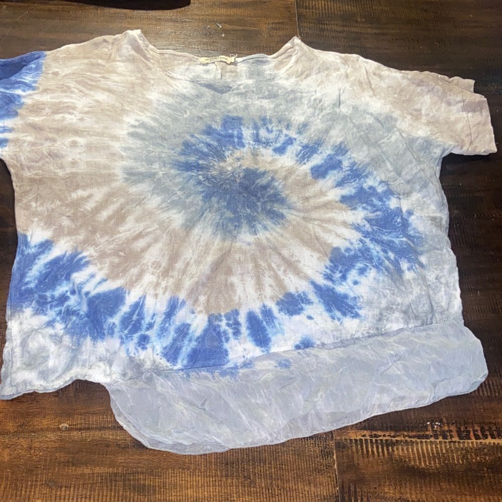 Valentina Naldi Italian linen Blue and White Tie-Dye ladies top small